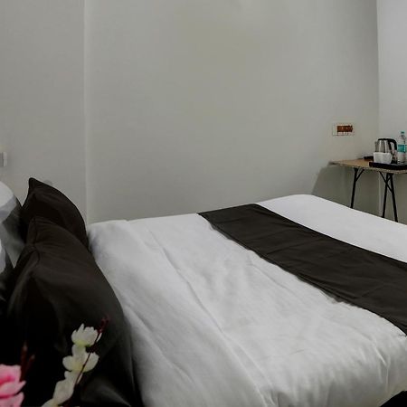 Hotel O The Royal Villa 新德里 外观 照片