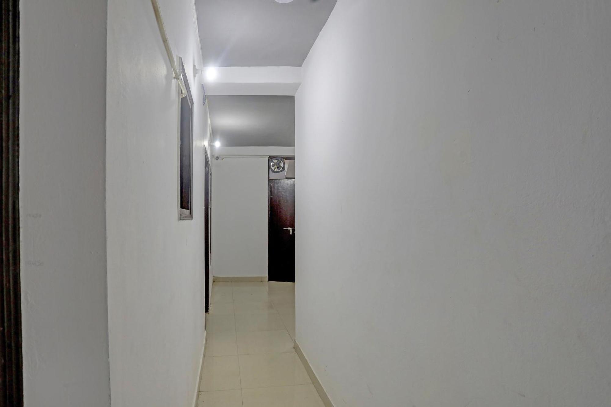 Hotel O The Royal Villa 新德里 外观 照片